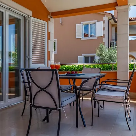 Villa Lotus With Pool And Jacuzzi